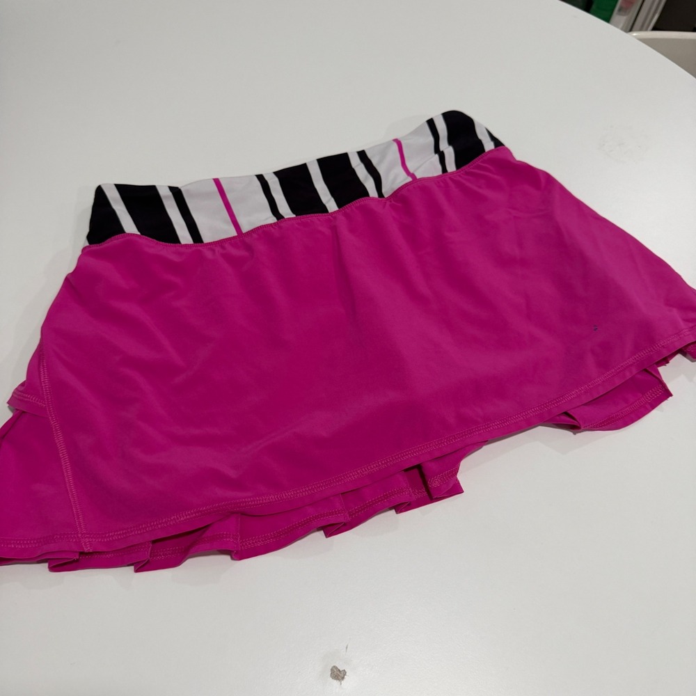 Lululemon Pace Setter Skirt Pink Striped Waist Pleated Tennis Skort Size 6